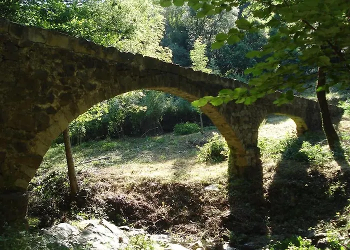 Maison De Village Dans Joli Hameau Medieval * La Tour-sur-Orb